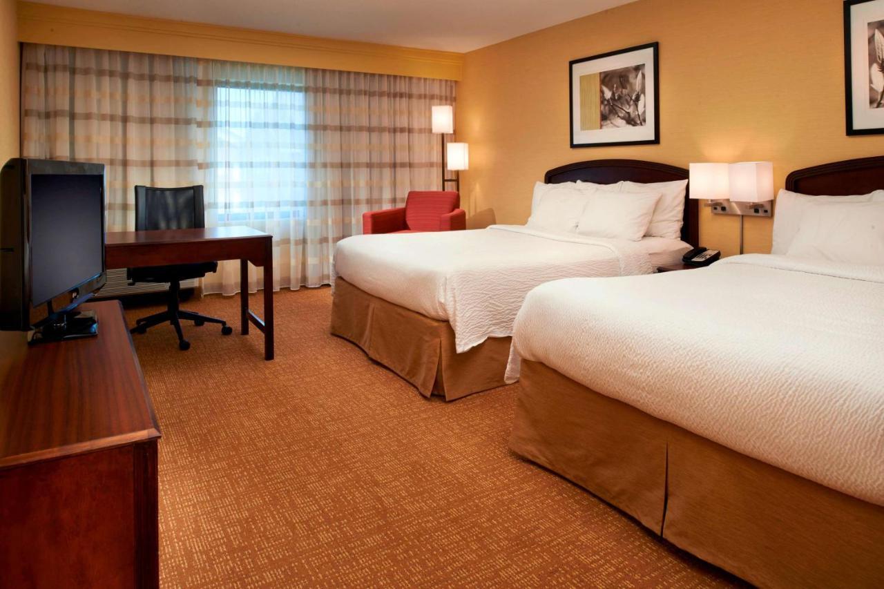 โซเนสตา ซีเลกต์ ดีทรอยต์ โนวี Hotel ภายนอก รูปภาพ